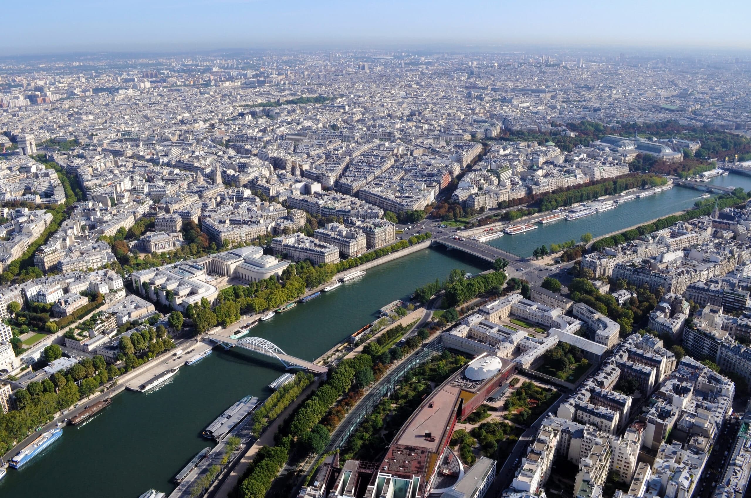 Vue de haut de l'ile de france / Paris